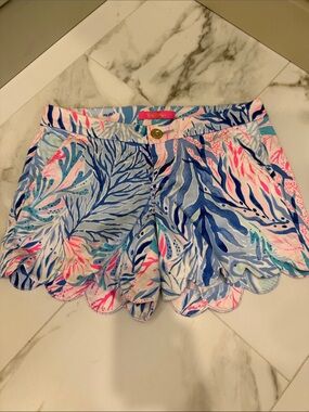 Lilly Pulitzer Blue and Pink Scallop-Hem Bermuda Shorts